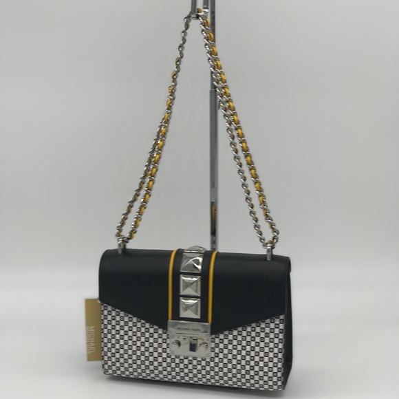 Michael Kors New York City MD Shoulder - Picture 3 of 14